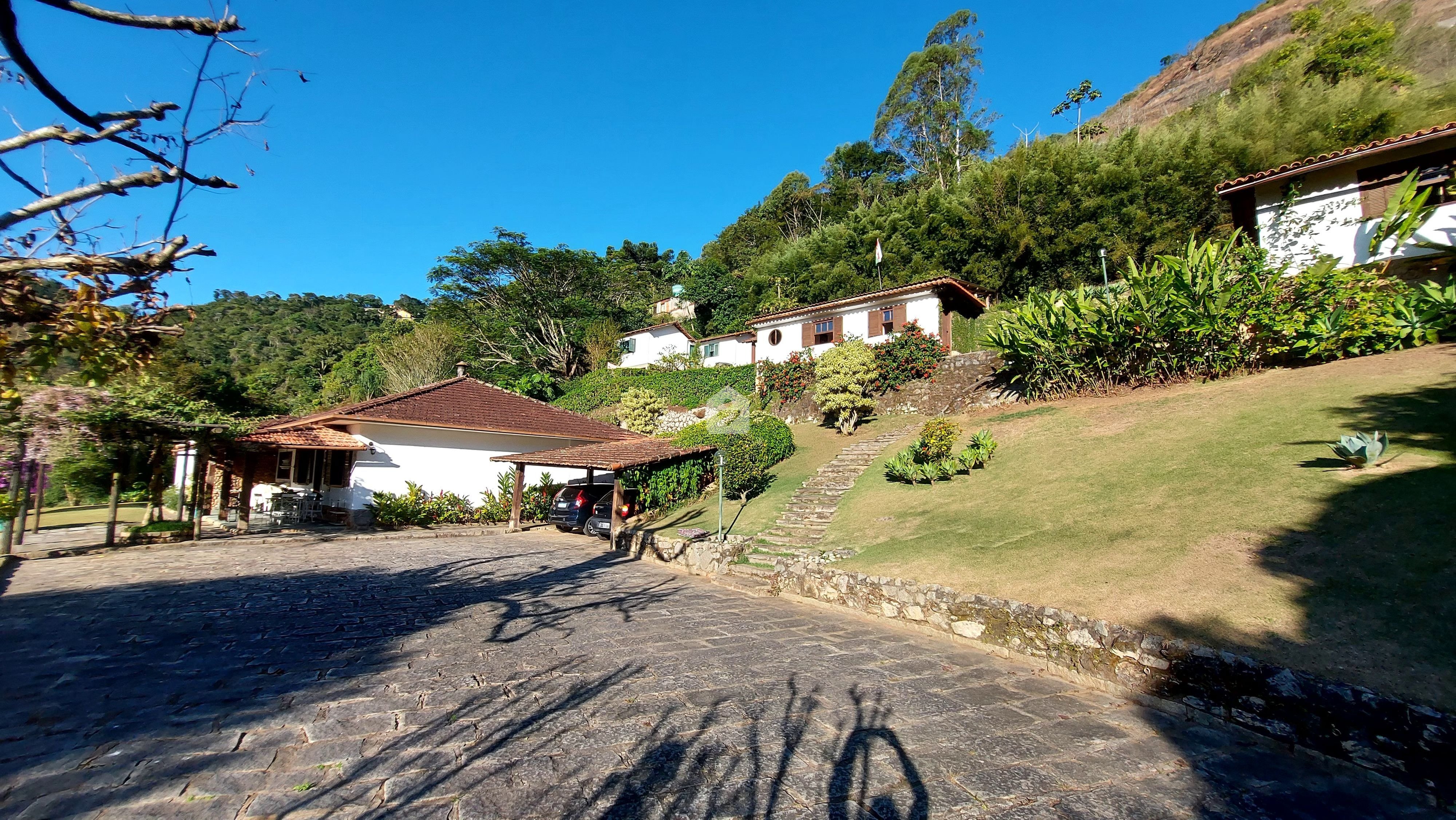 Corrêas: descubra suas maravilhas encantos na Região Serrana do Rio